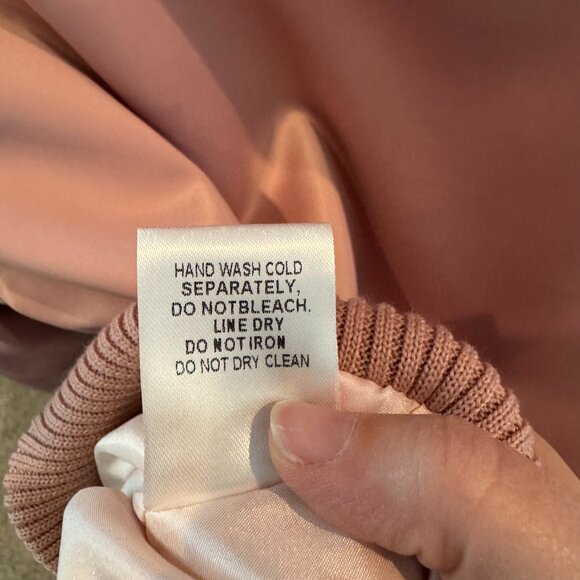 Signature8 Pink Satin Bomber Jacket NWT Women’s Small Floral Embroidered Zip Up - Picture 5 of 7